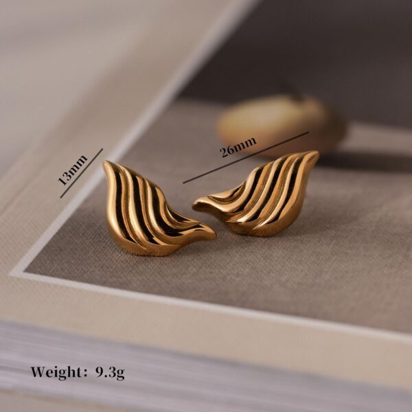 Retro Elegant Stainless Steel 18K Gold Plating Cast Hollow Triangle Glazed Surface Ear Stud - Image 7